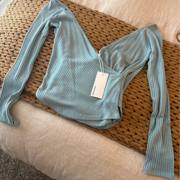 Reformation Sky Blue Minnie Top NWT - Picture 2 of 4